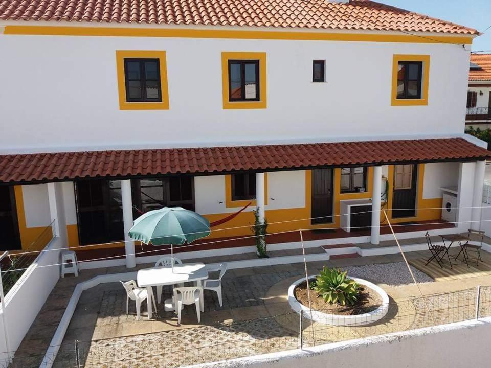 Alojamentos Vitinho 3 For Walkers Homestay Vila Nova de Milfontes